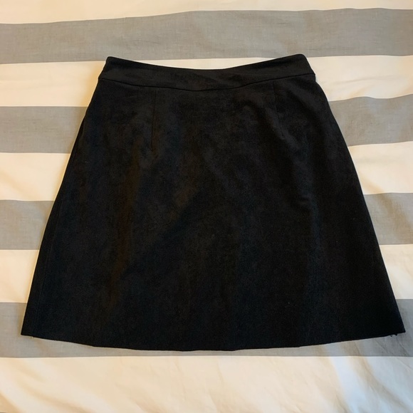 2/$25 Wilfred Free Nescher Suede Skirt Black - Picture 4 of 6